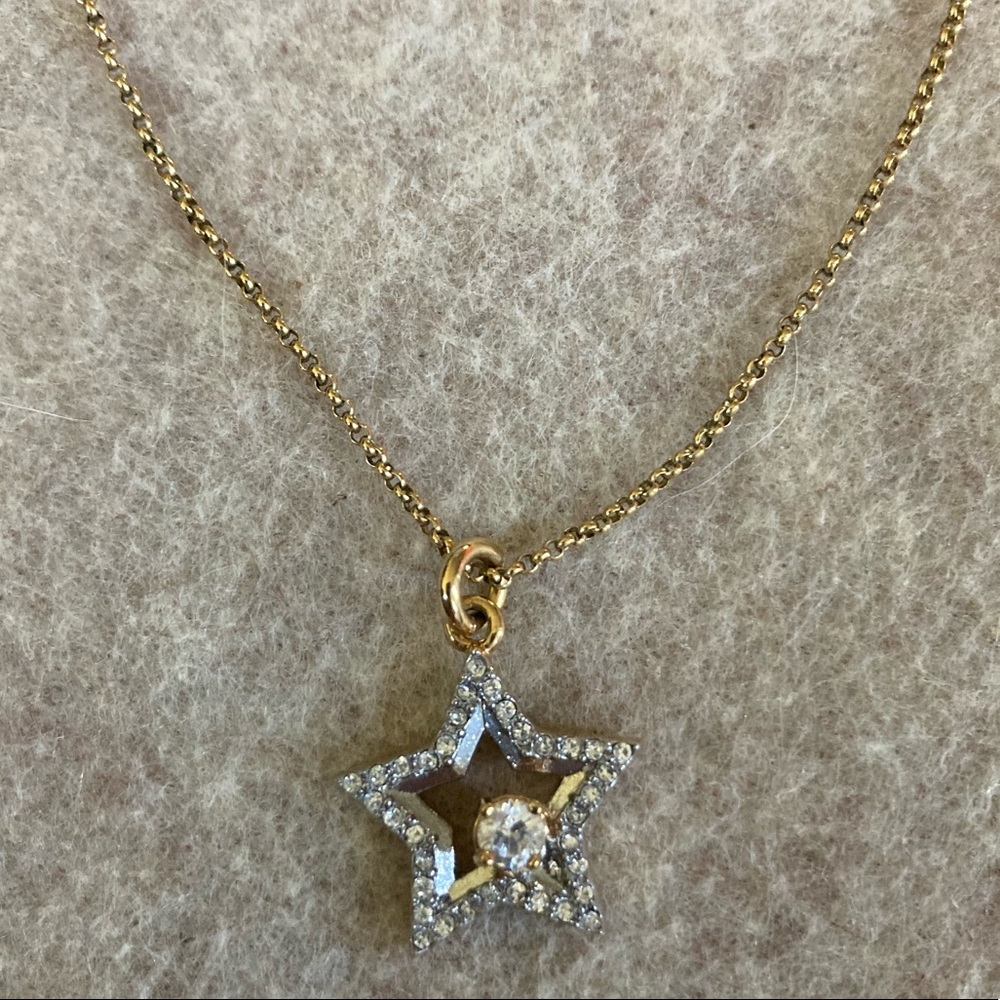 Juicy Couture Gold Rhinestone Star Necklace ⭐️⭐️⭐️ - Picture 1 of 8